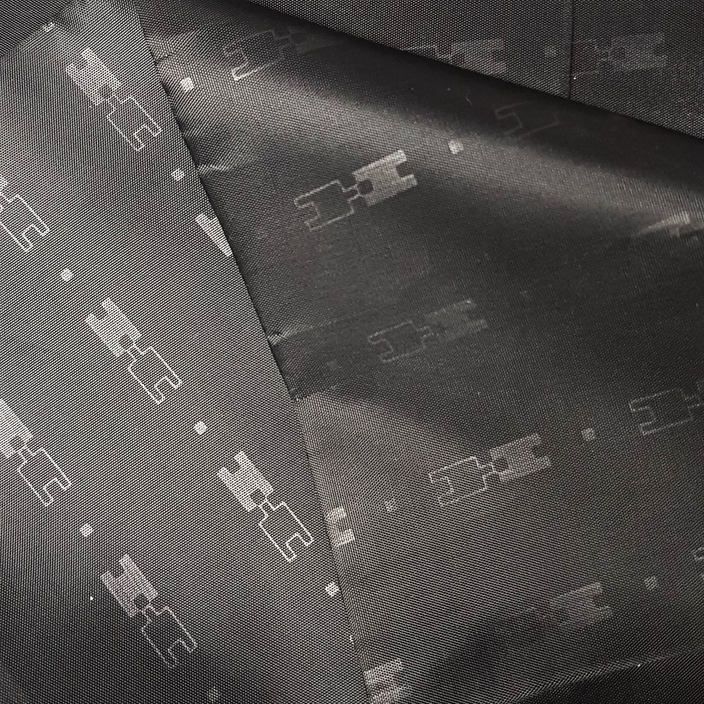 EMBOSS-H-DESIGN/150CM